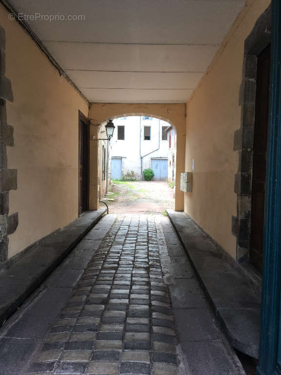 Appartement à SAINT-POURCAIN-SUR-SIOULE