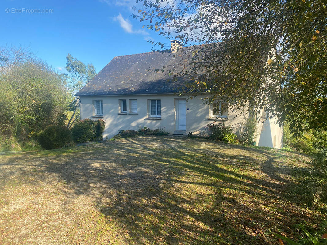 Maison à MAYENNE