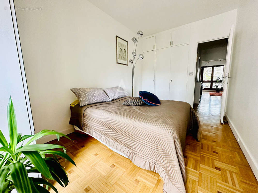 Appartement à PARIS-19E