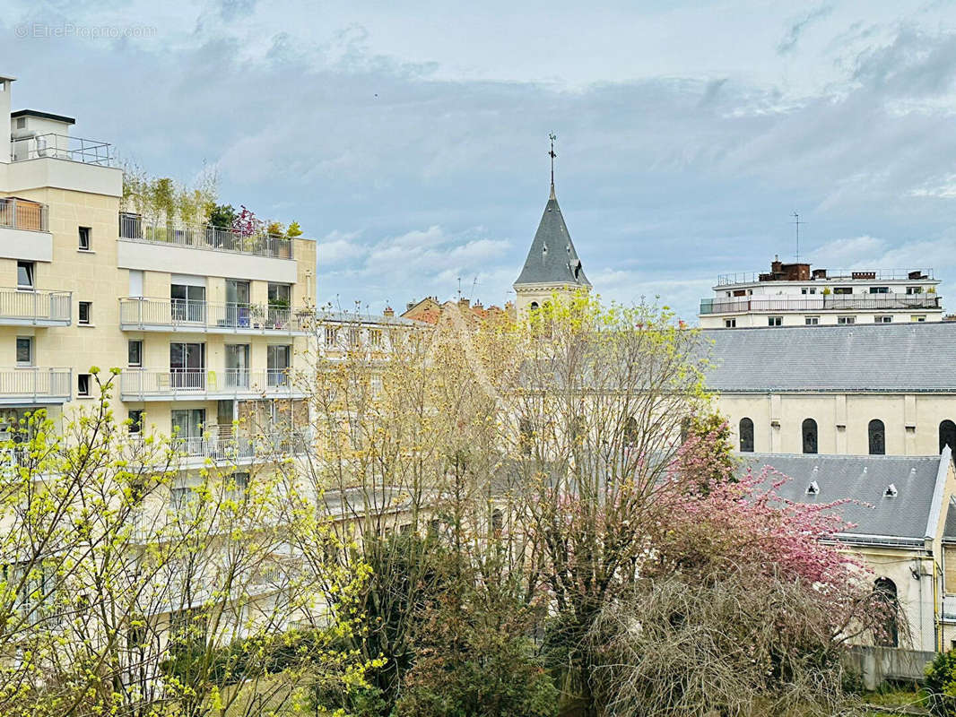 Appartement à PARIS-19E