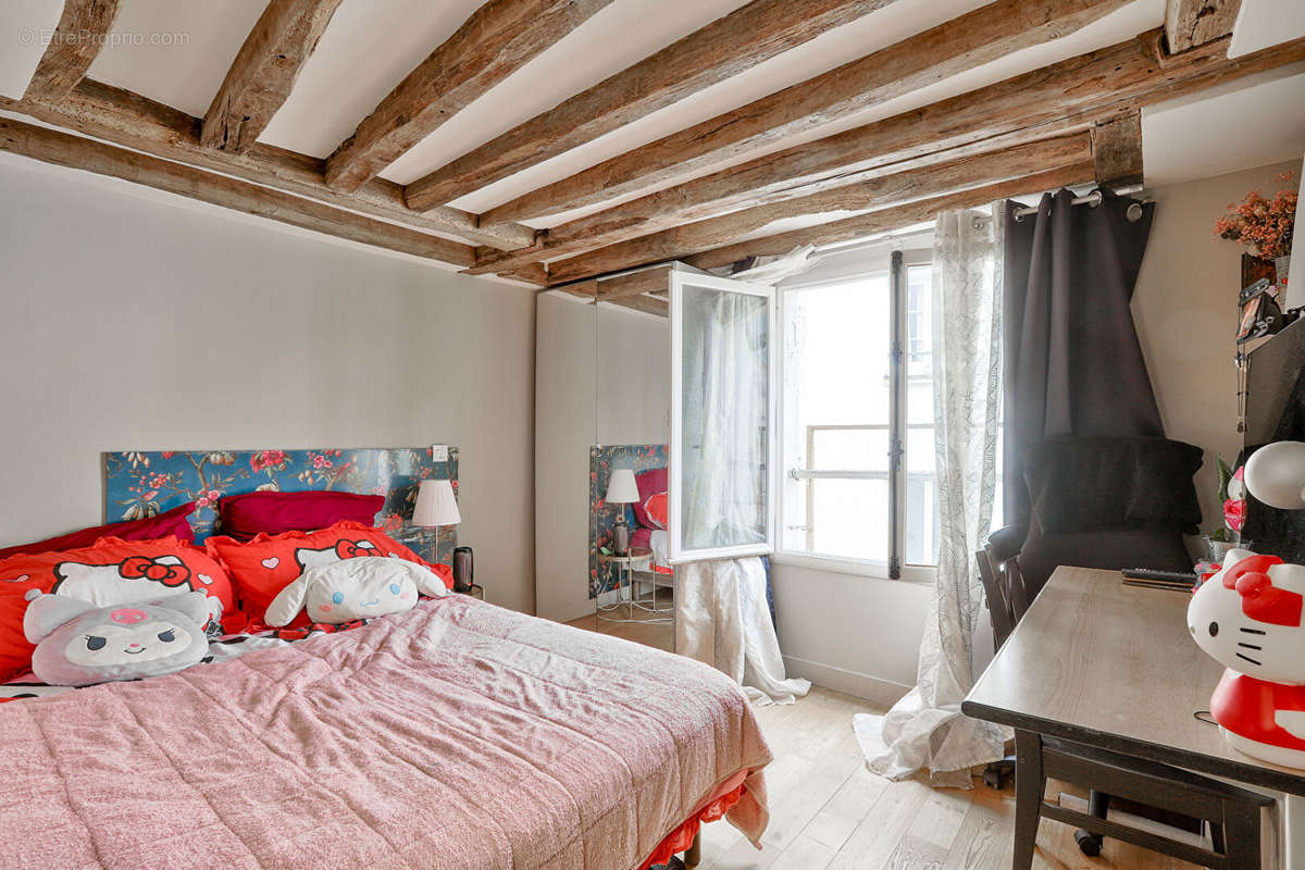 Appartement à PARIS-5E