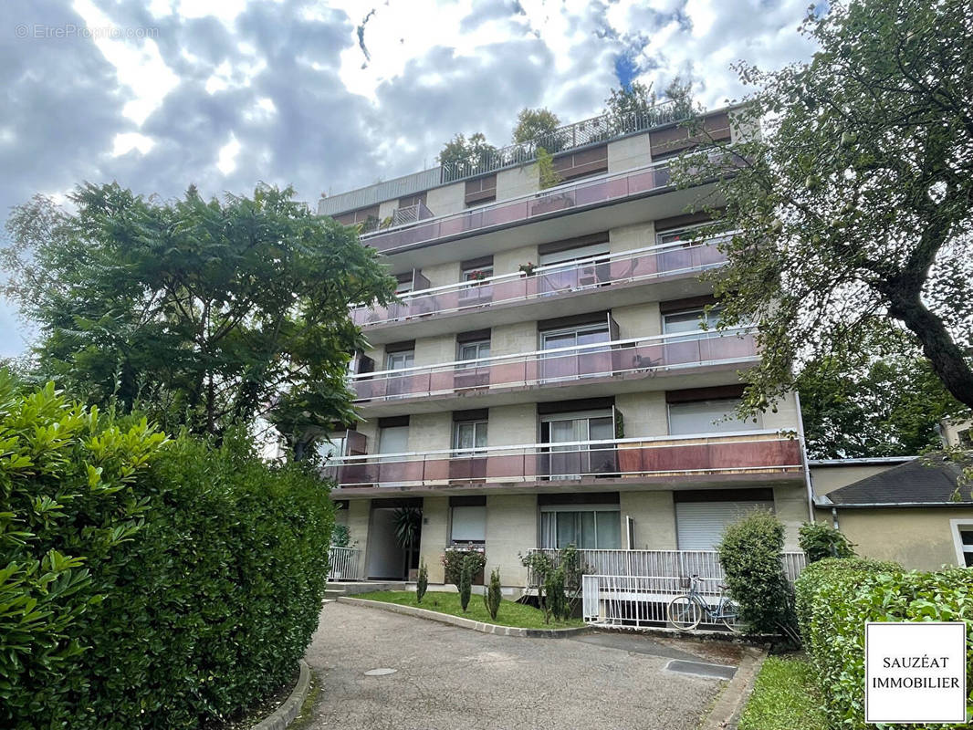 Appartement à CHATENAY-MALABRY