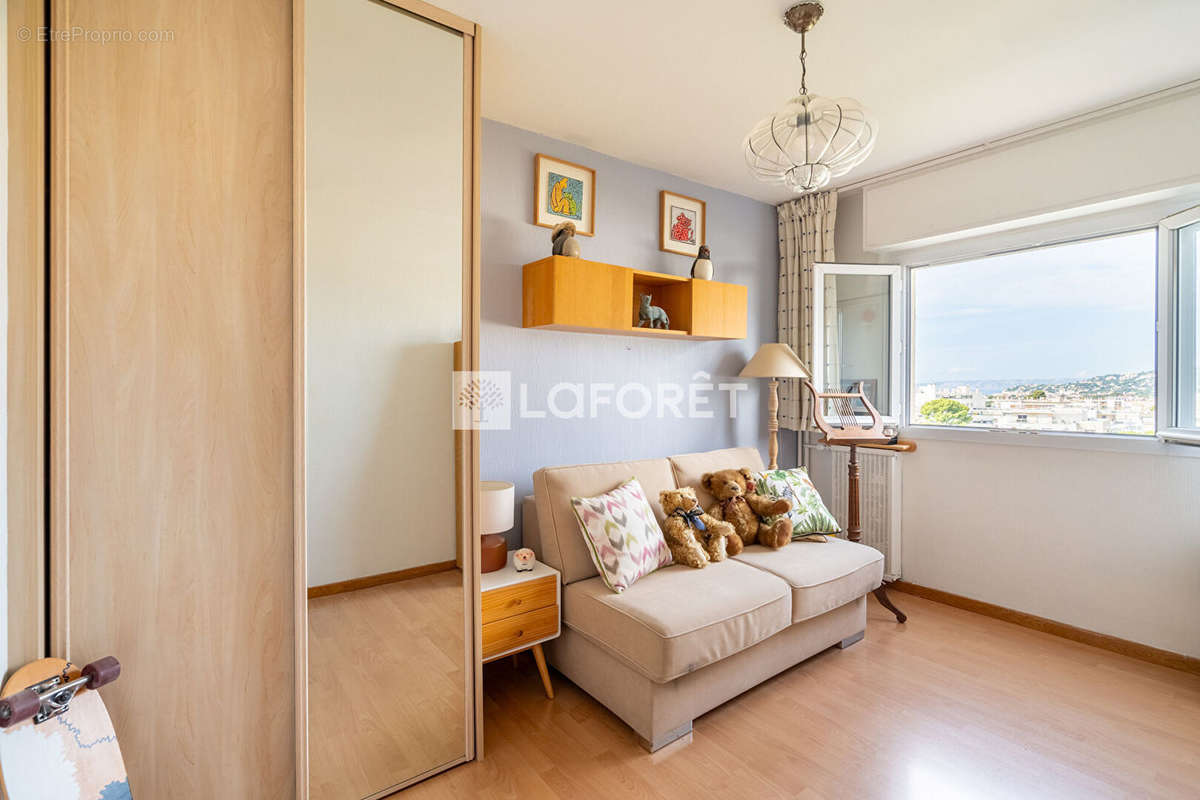 Appartement à MARSEILLE-9E