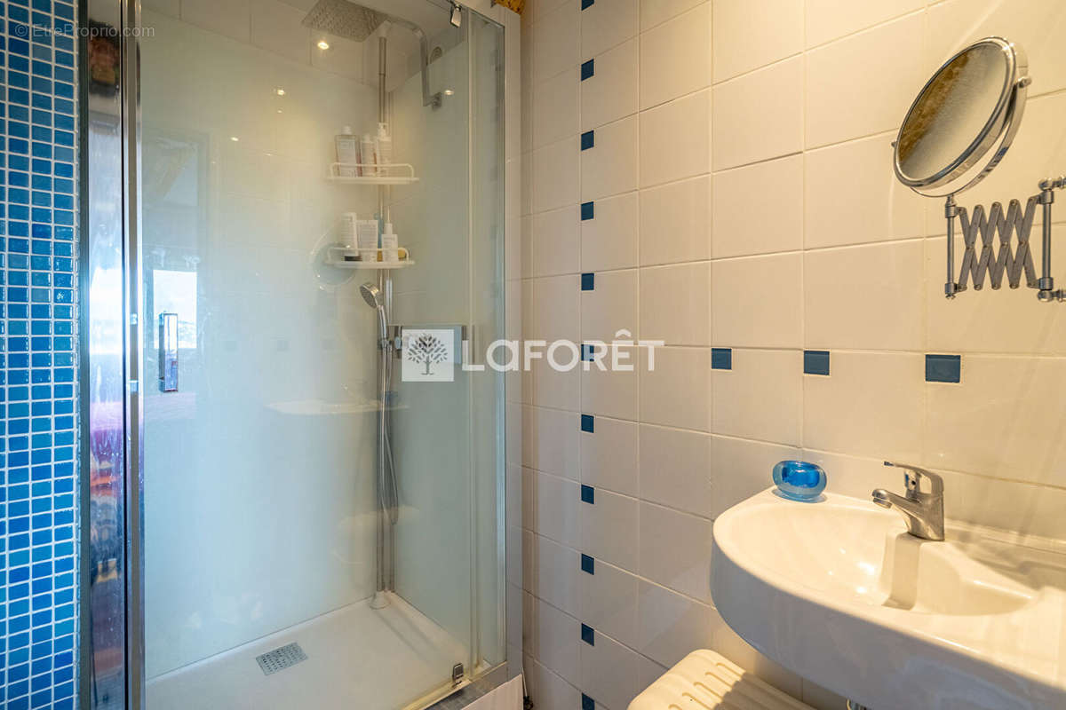 Appartement à MARSEILLE-9E