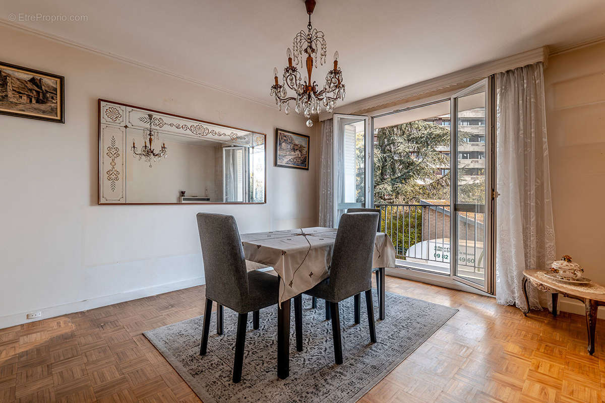 Appartement à CHAMPIGNY-SUR-MARNE