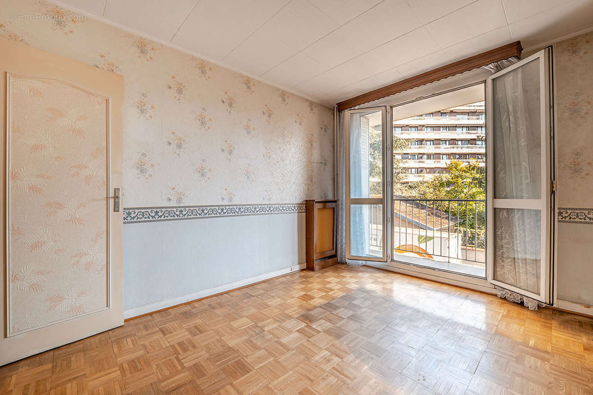 Appartement à CHAMPIGNY-SUR-MARNE