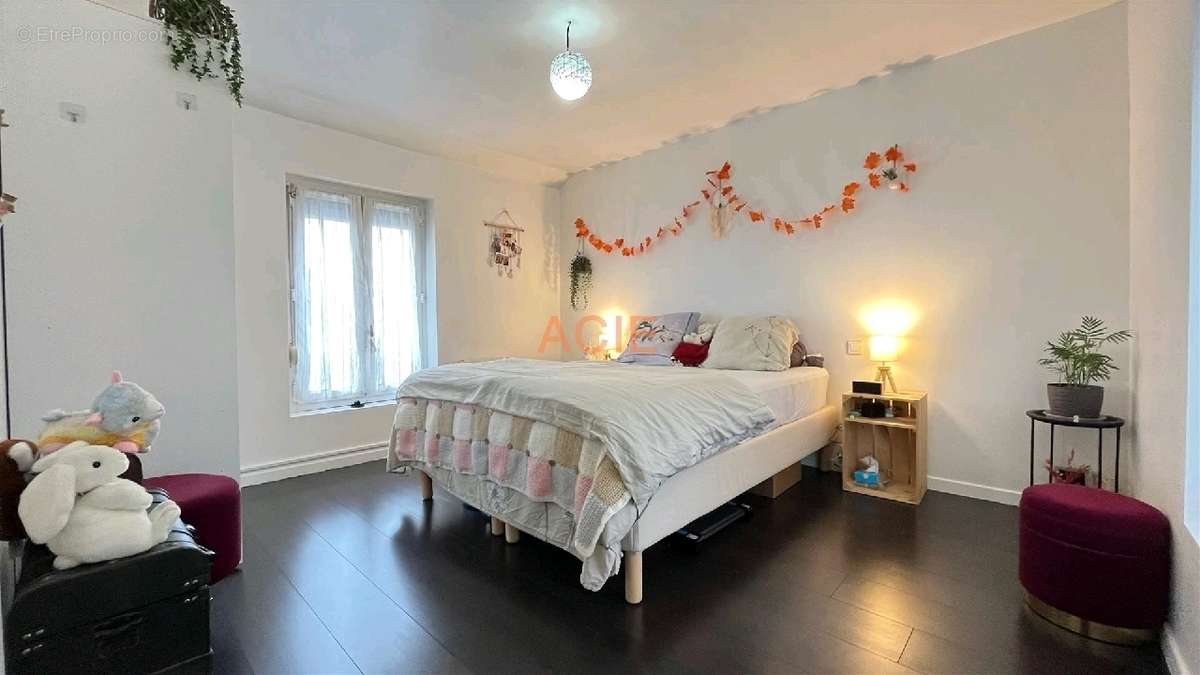 Appartement à LOUVRES