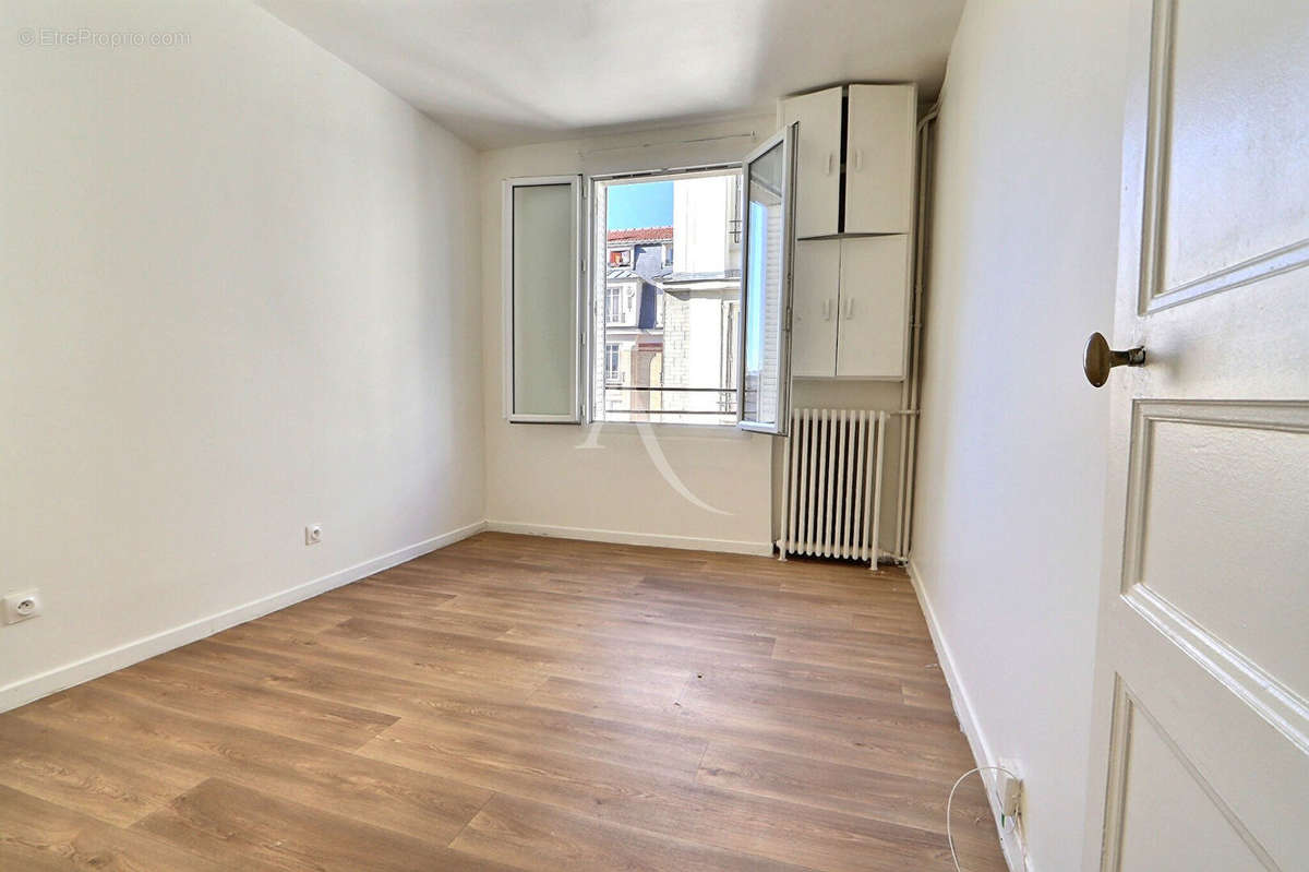 Appartement à AUBERVILLIERS