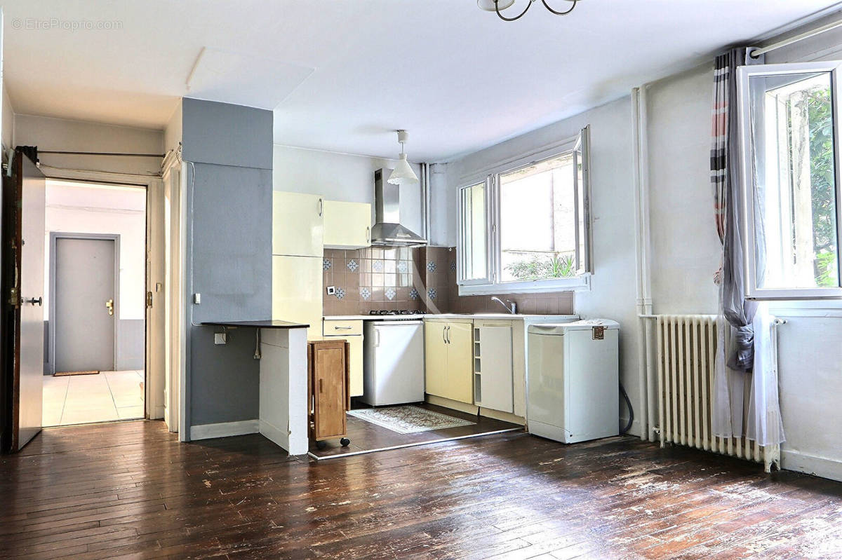 Appartement à AUBERVILLIERS