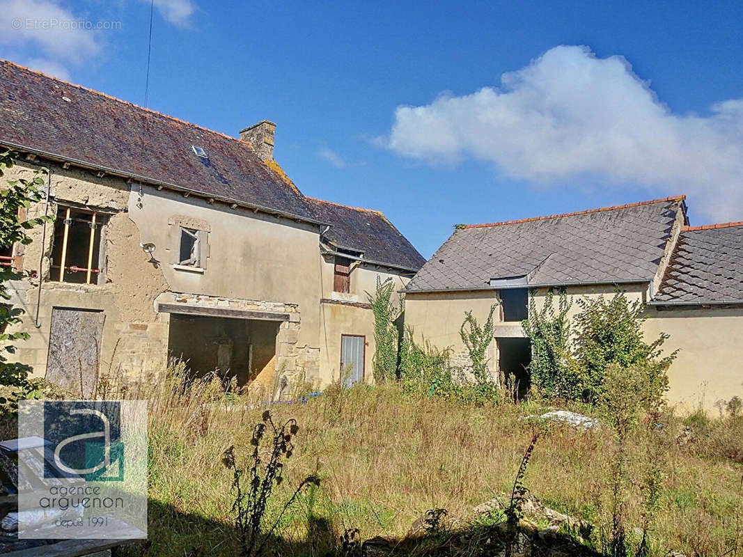 Maison à YVIGNAC-LA-TOUR