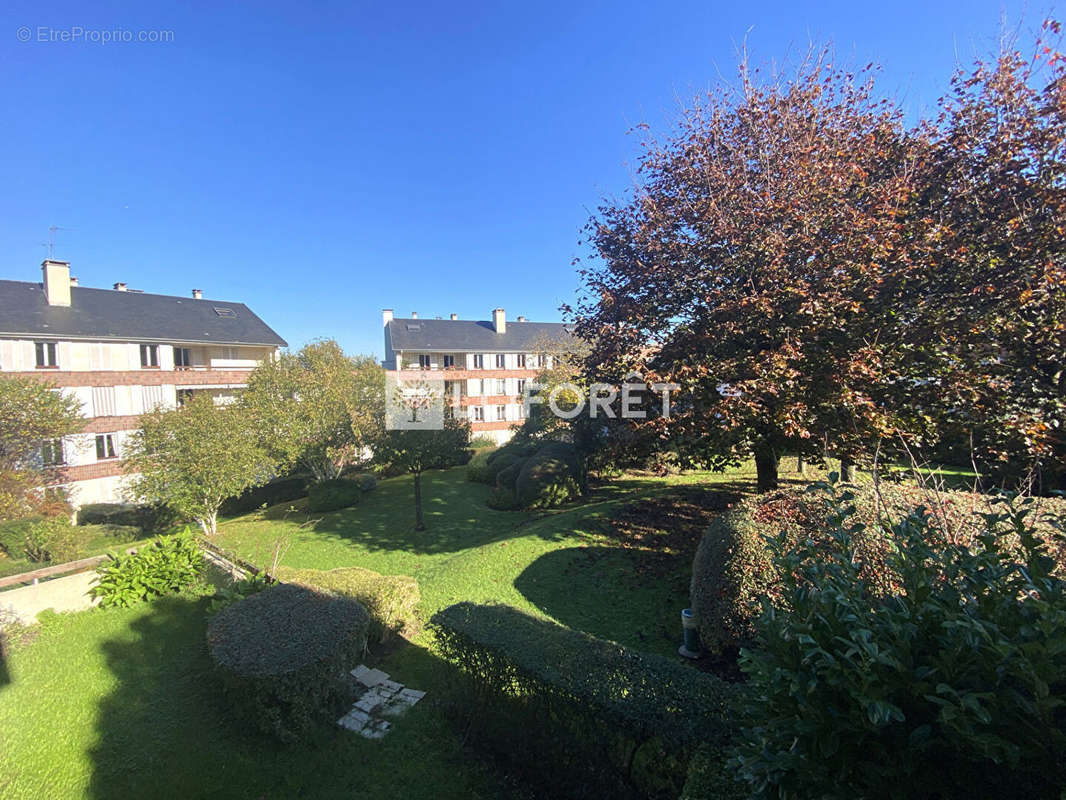 Appartement à LOUVECIENNES