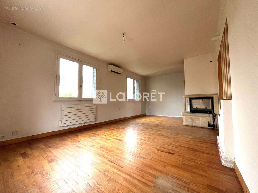 Appartement à GIVORS