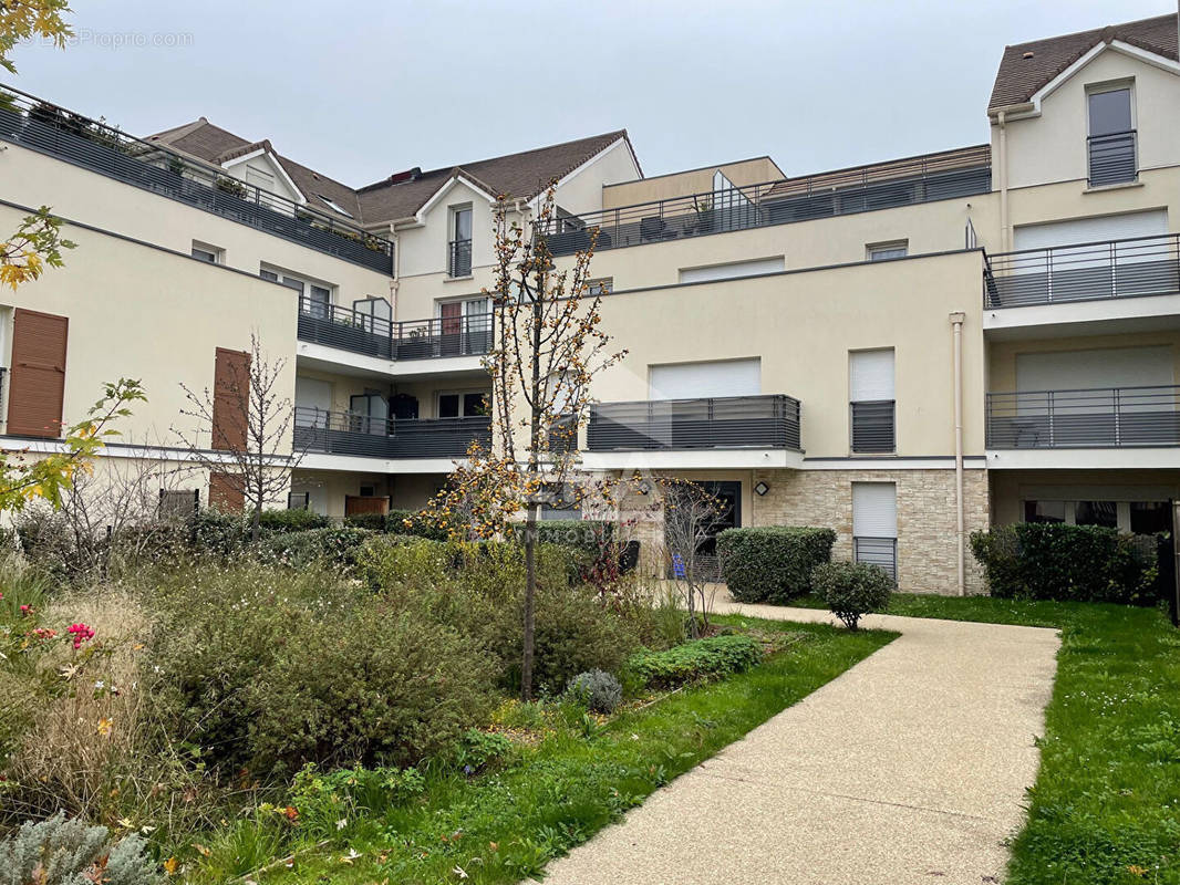 Appartement à SAINT-PIERRE-DU-PERRAY