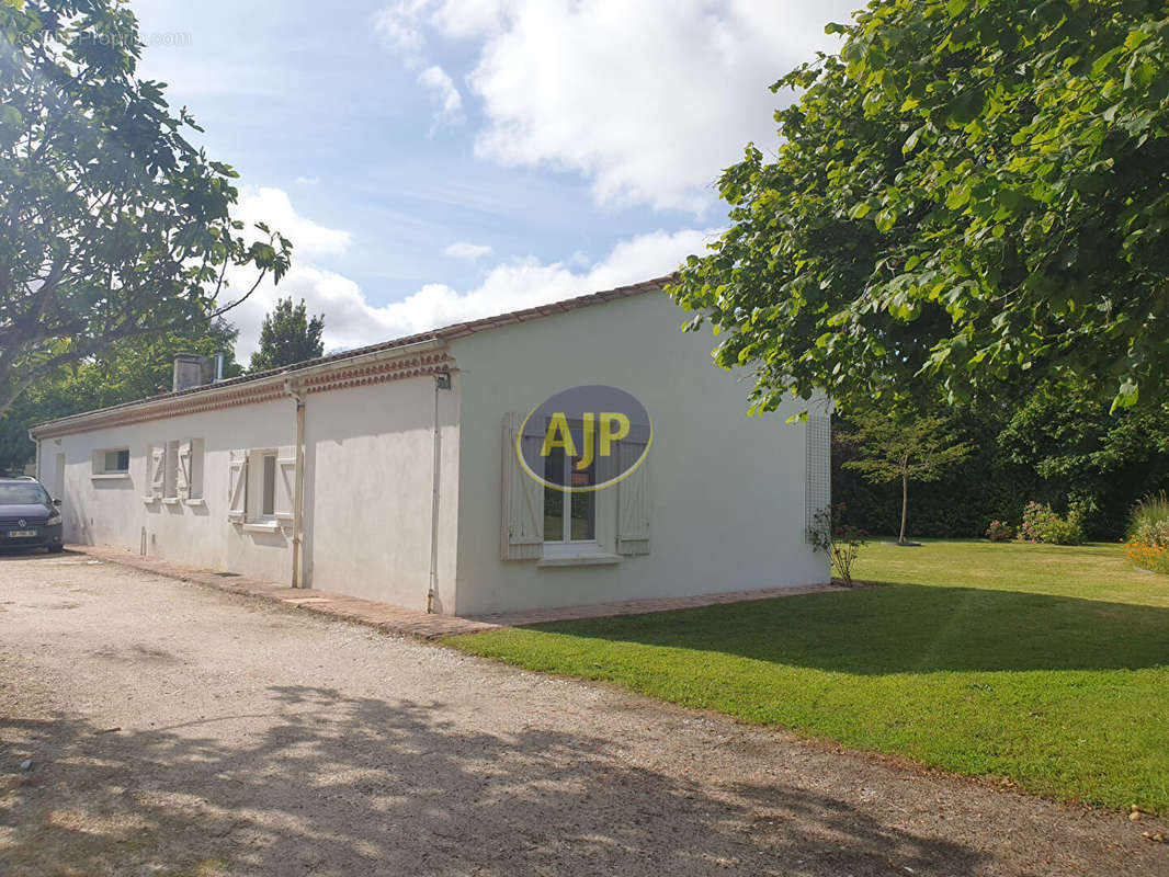 Maison à SAINT-VIVIEN-DE-MEDOC