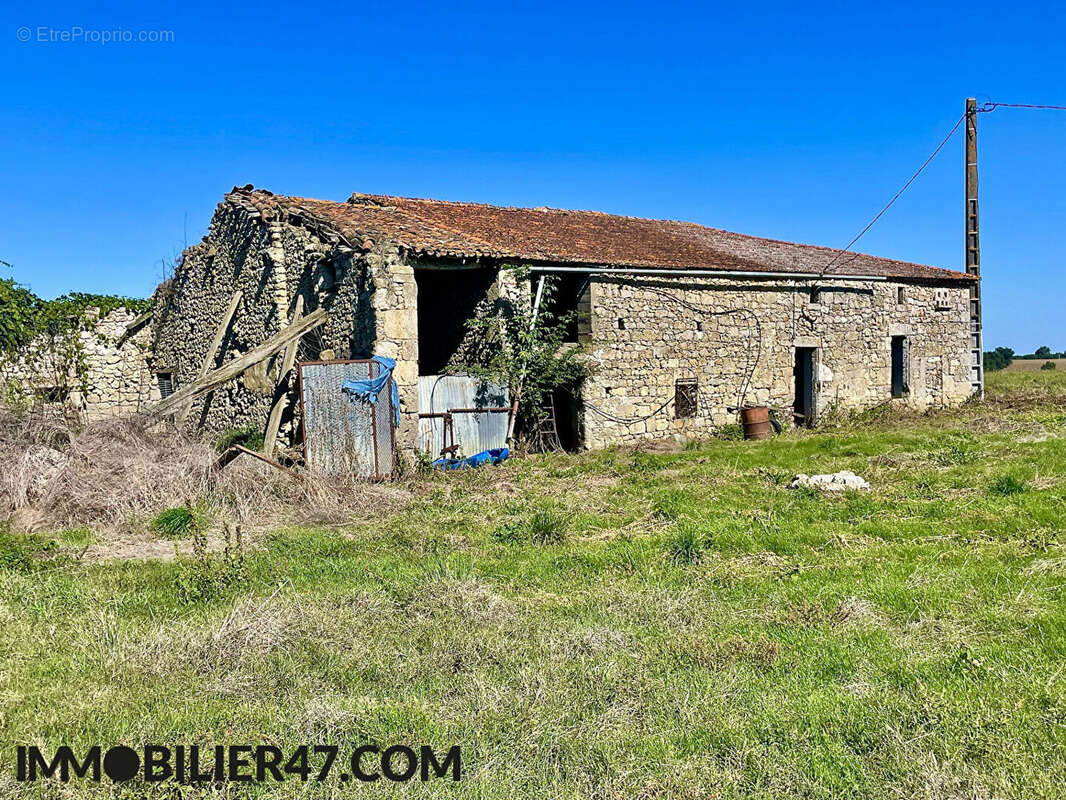 Maison à PRAYSSAS