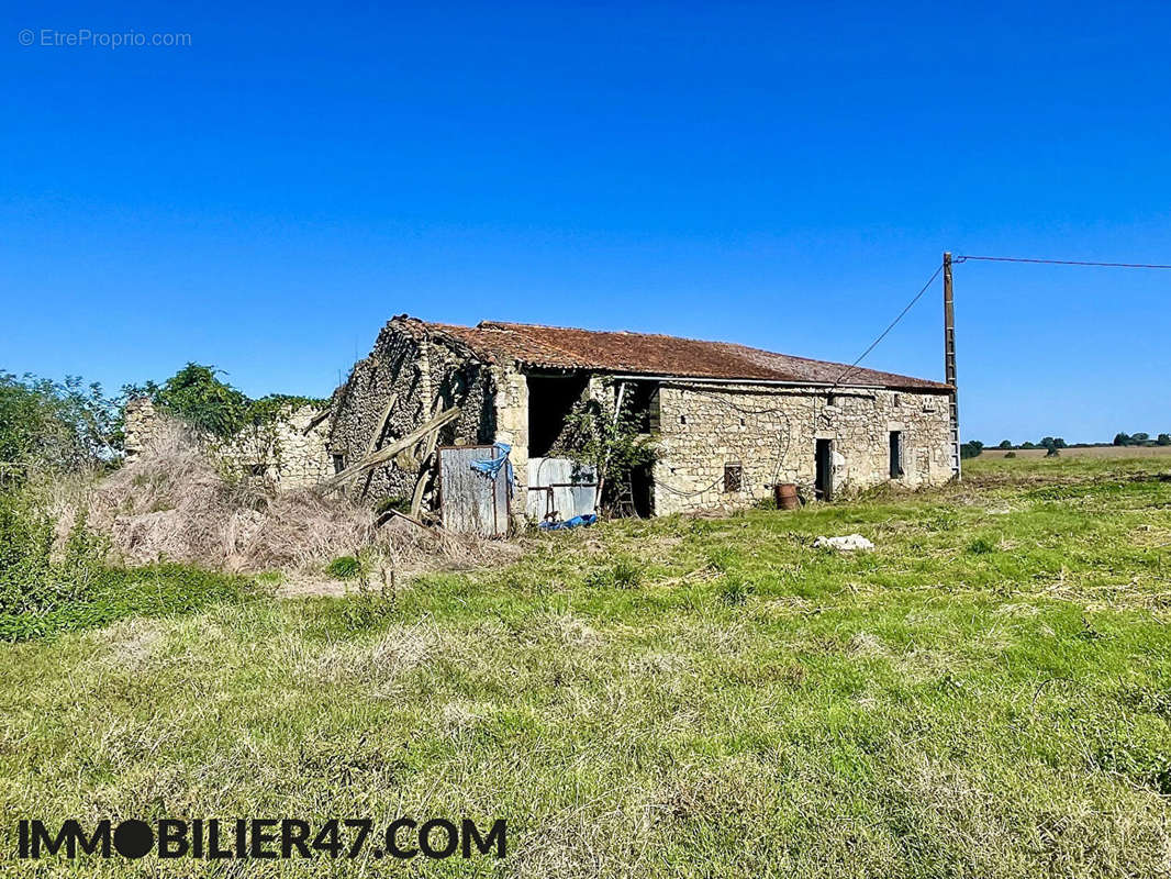 Maison à PRAYSSAS