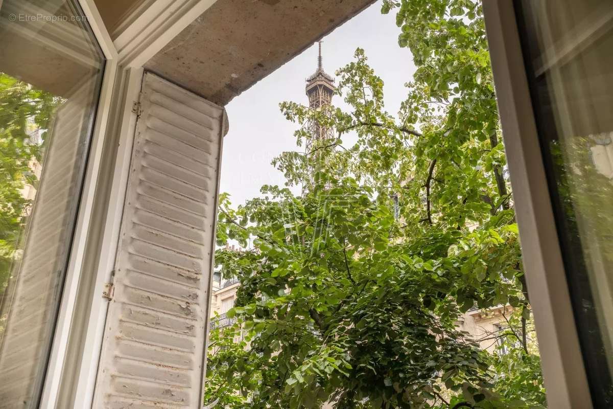 Appartement à PARIS-15E