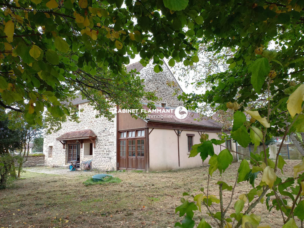 Maison à EPOISSES