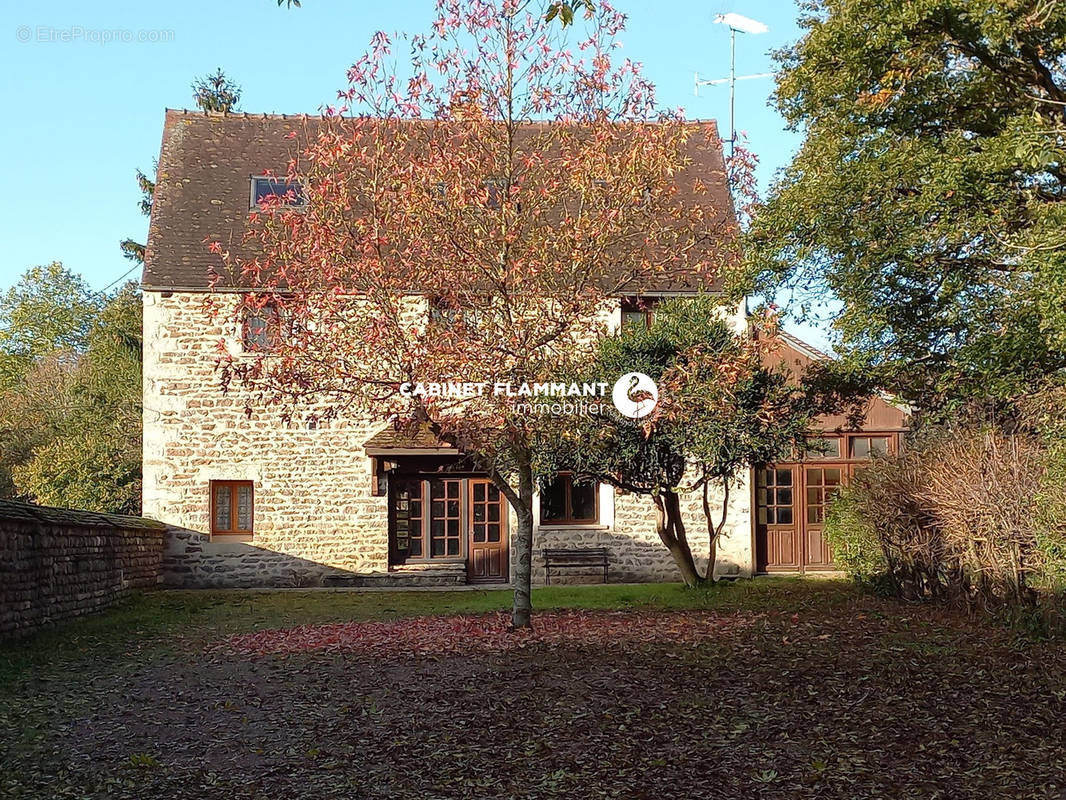 Maison à EPOISSES