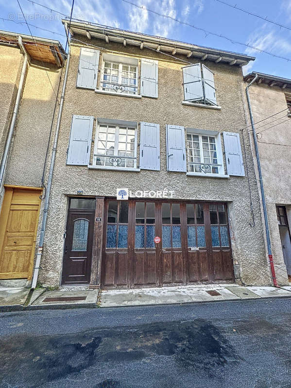 Maison à CHAUDES-AIGUES