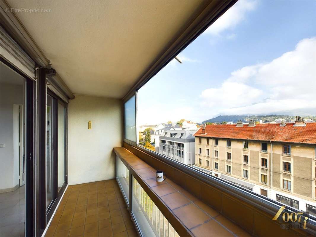 Loggia - Appartement à CHAMBERY