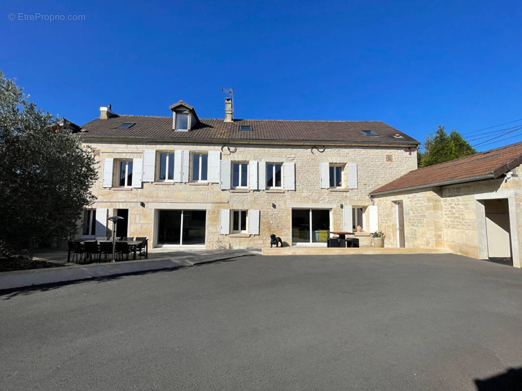 Maison à CHANTILLY