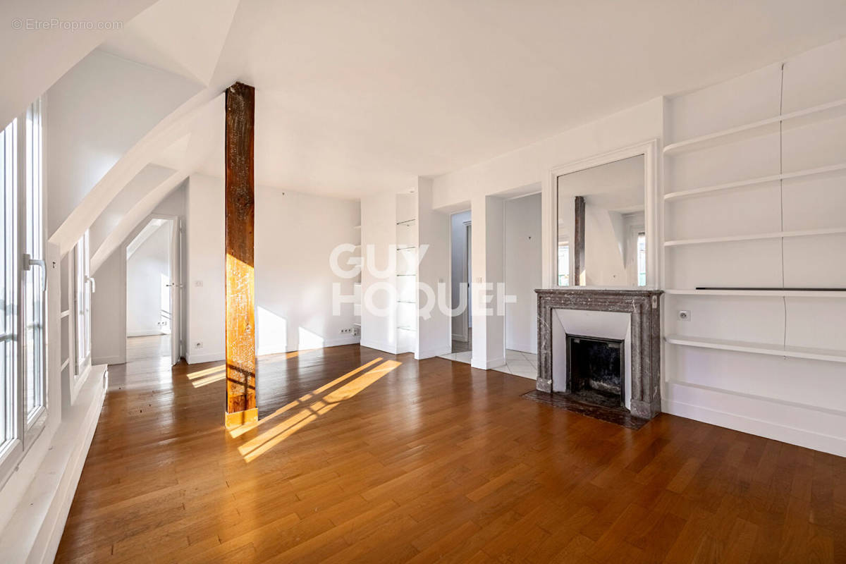 Appartement à PARIS-9E