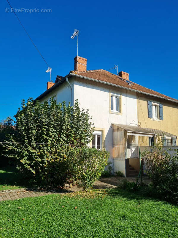 Maison à PARAY-LE-MONIAL