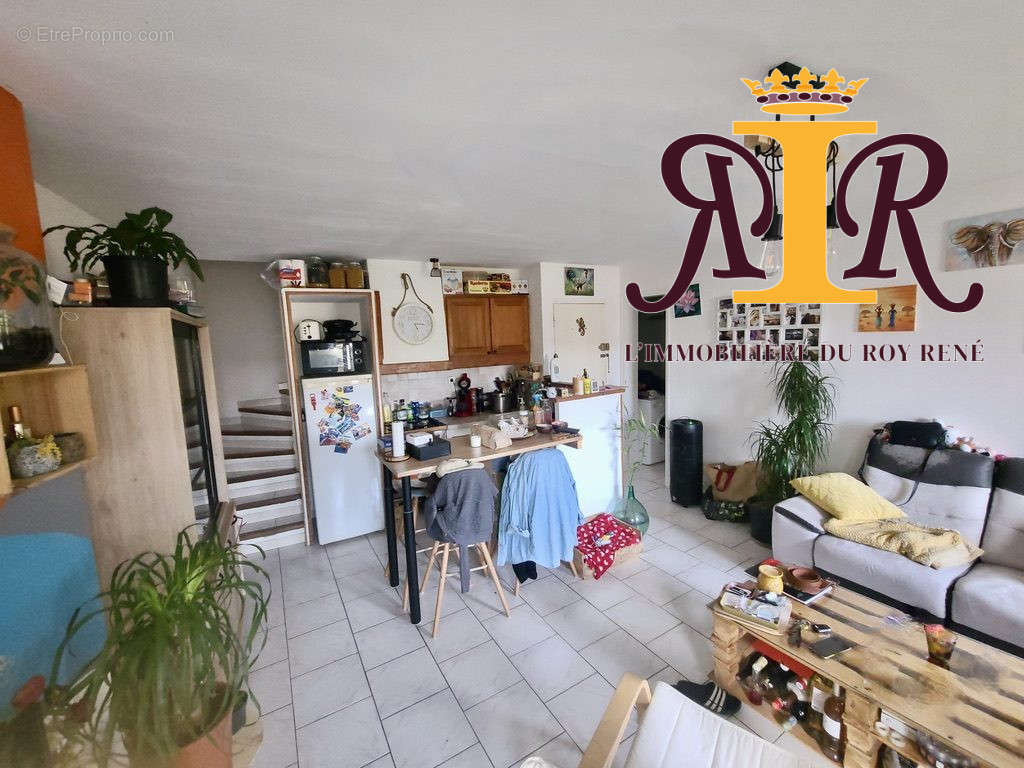 Appartement à CAMPS-LA-SOURCE