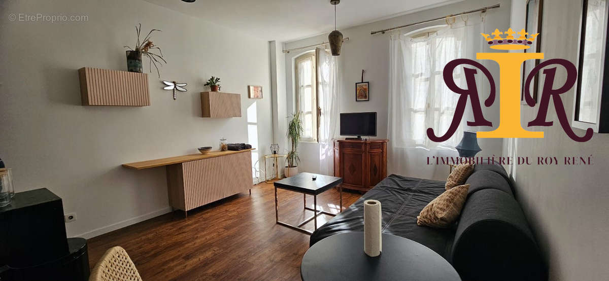 Appartement à MARSEILLE-2E