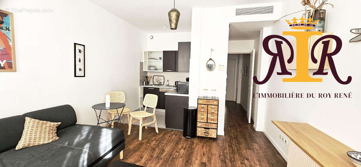 Appartement à MARSEILLE-2E