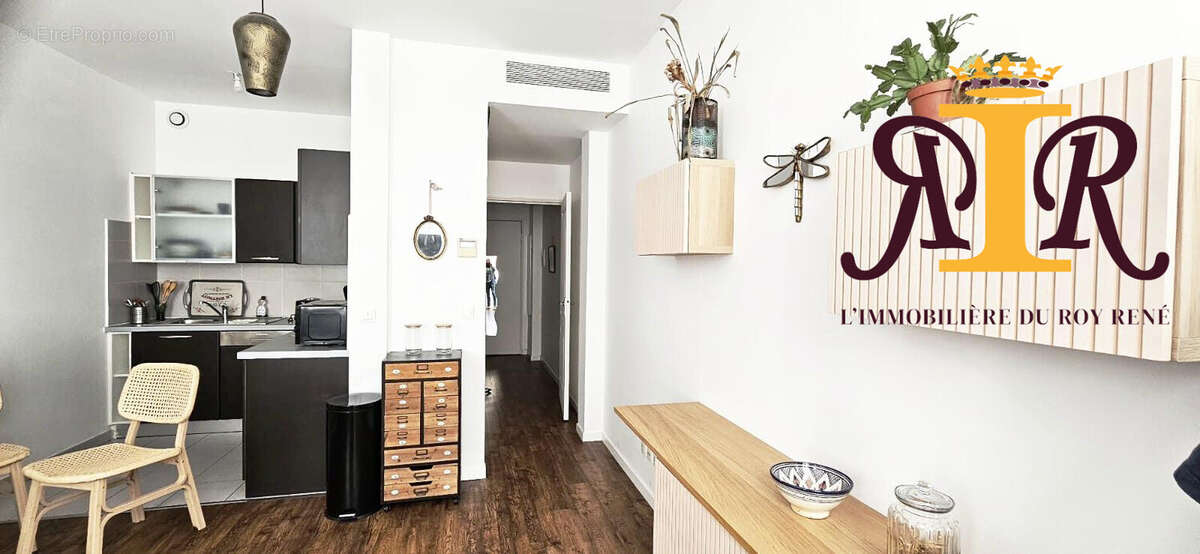 Appartement à MARSEILLE-2E