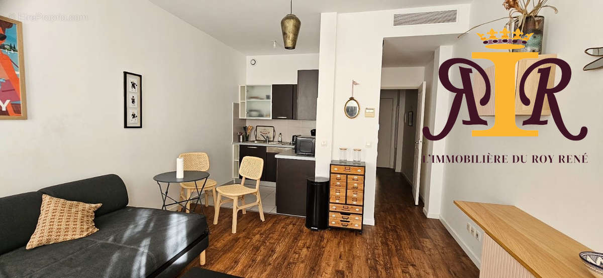 Appartement à MARSEILLE-2E