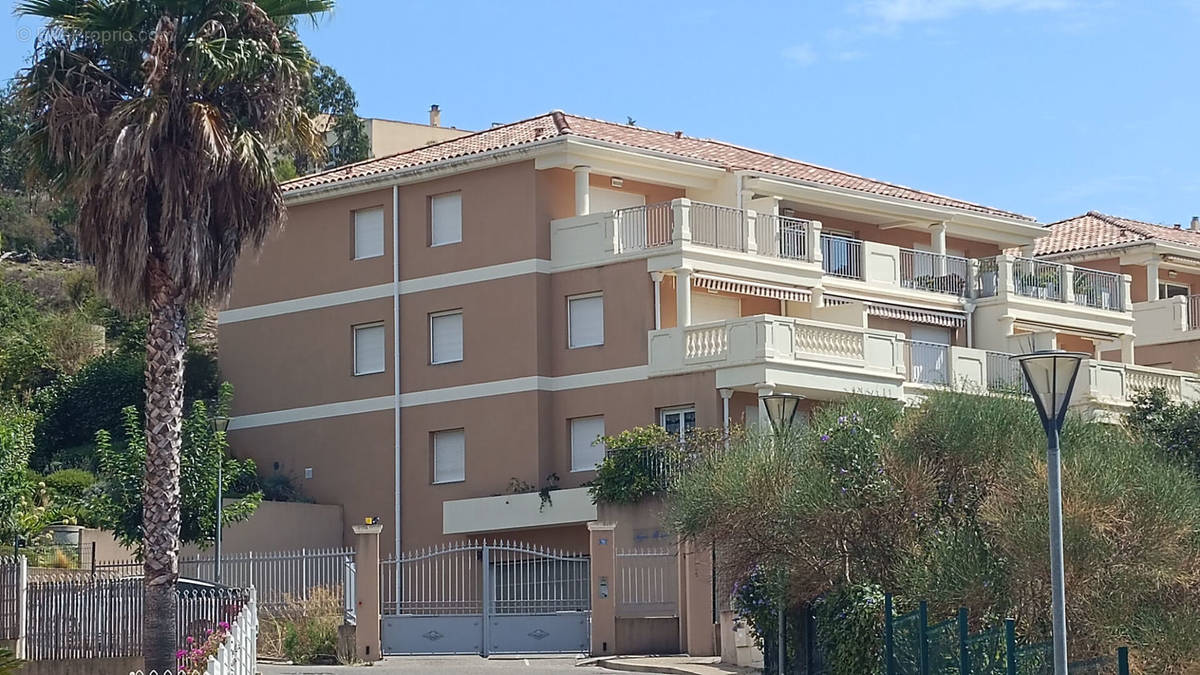 Appartement à SAINT-MANDRIER-SUR-MER