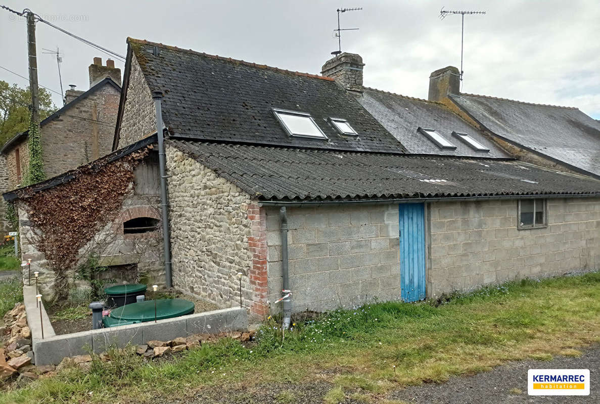 Maison à LIVRE-SUR-CHANGEON