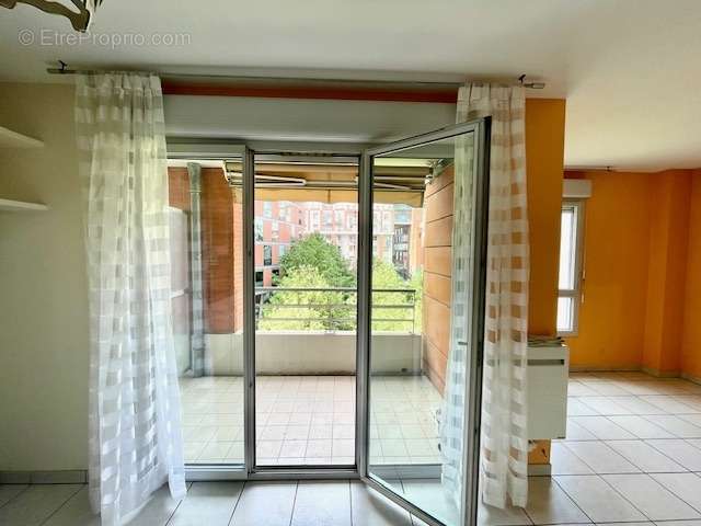   - Appartement à TOULOUSE