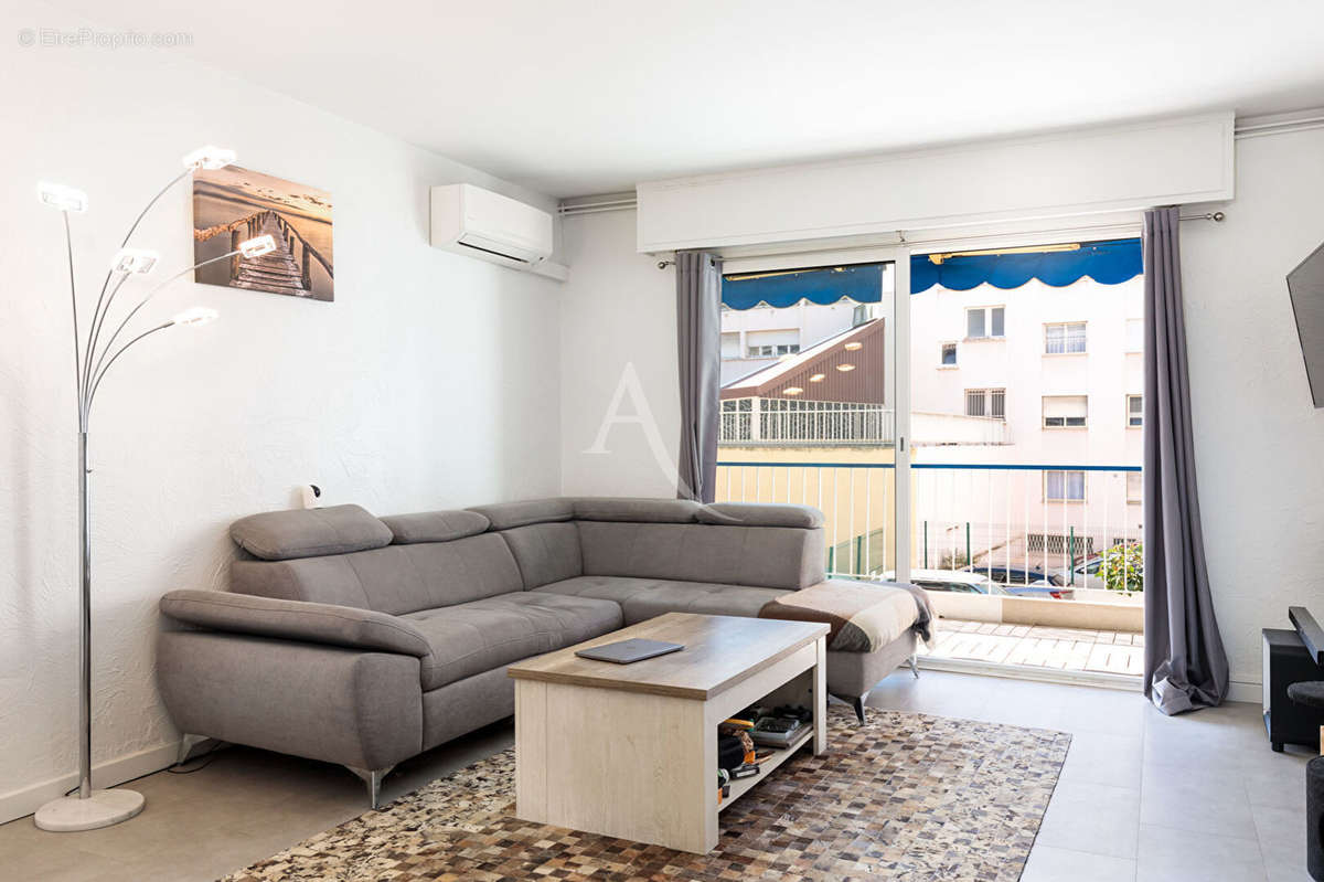 Appartement à CAGNES-SUR-MER