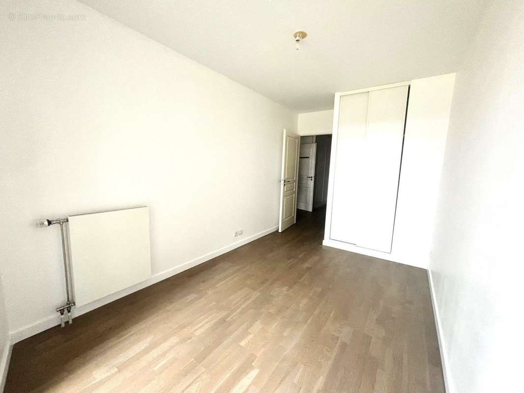 Appartement à MONTROUGE