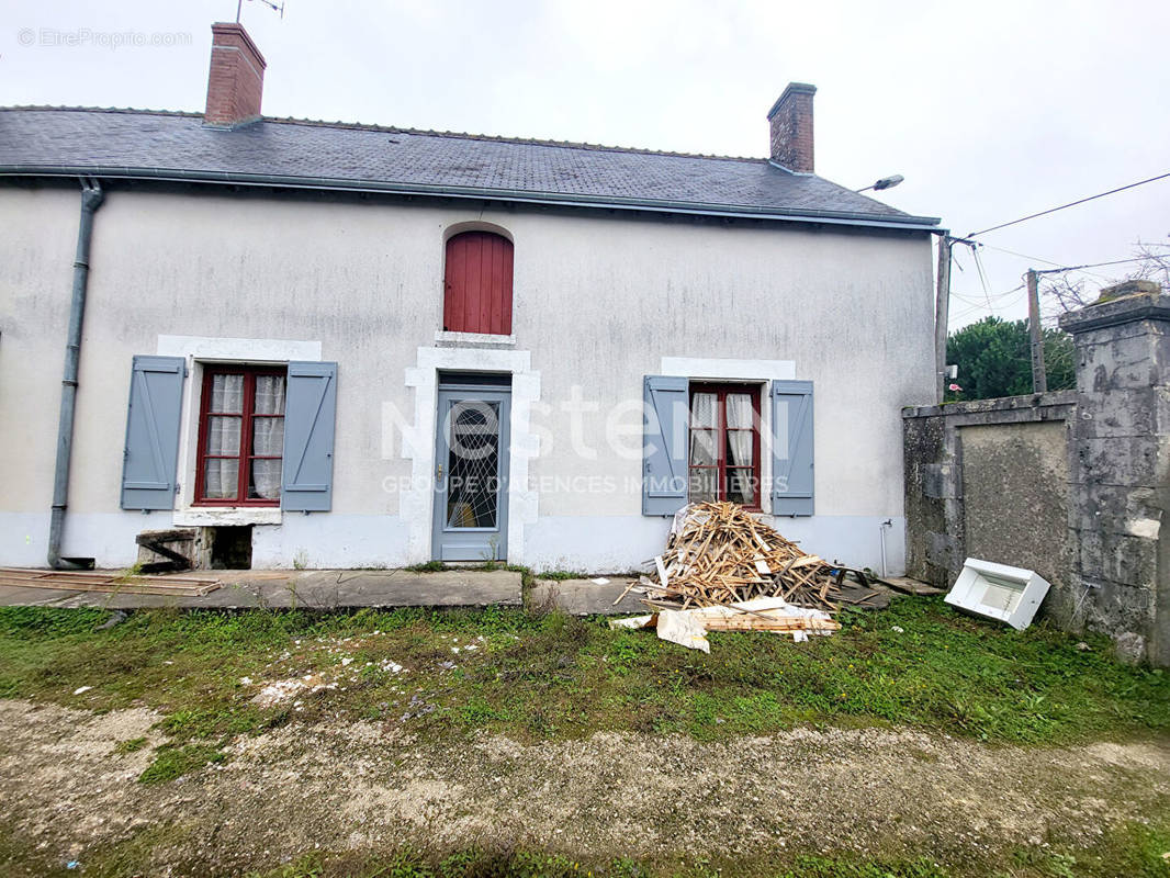 Maison à VILLEBAROU