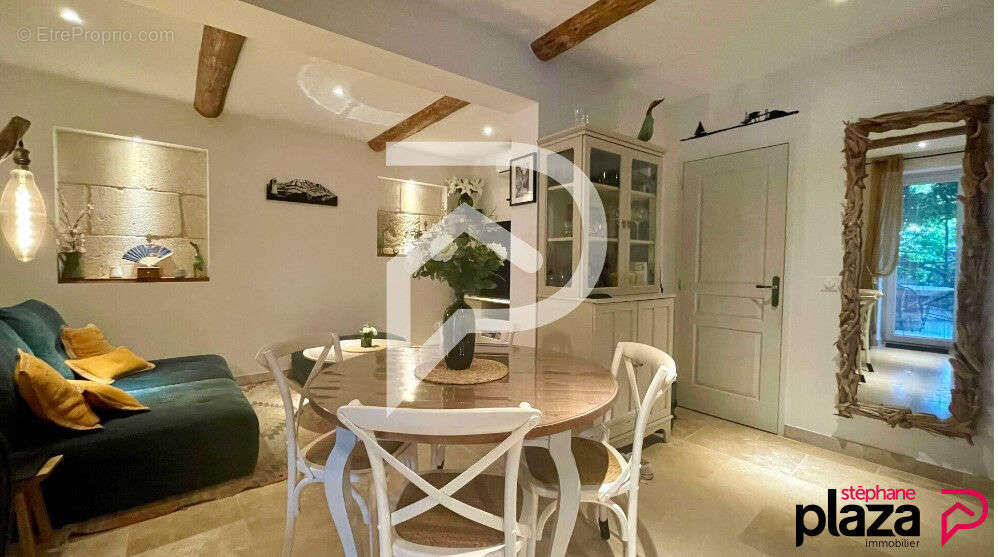 Appartement à SALON-DE-PROVENCE