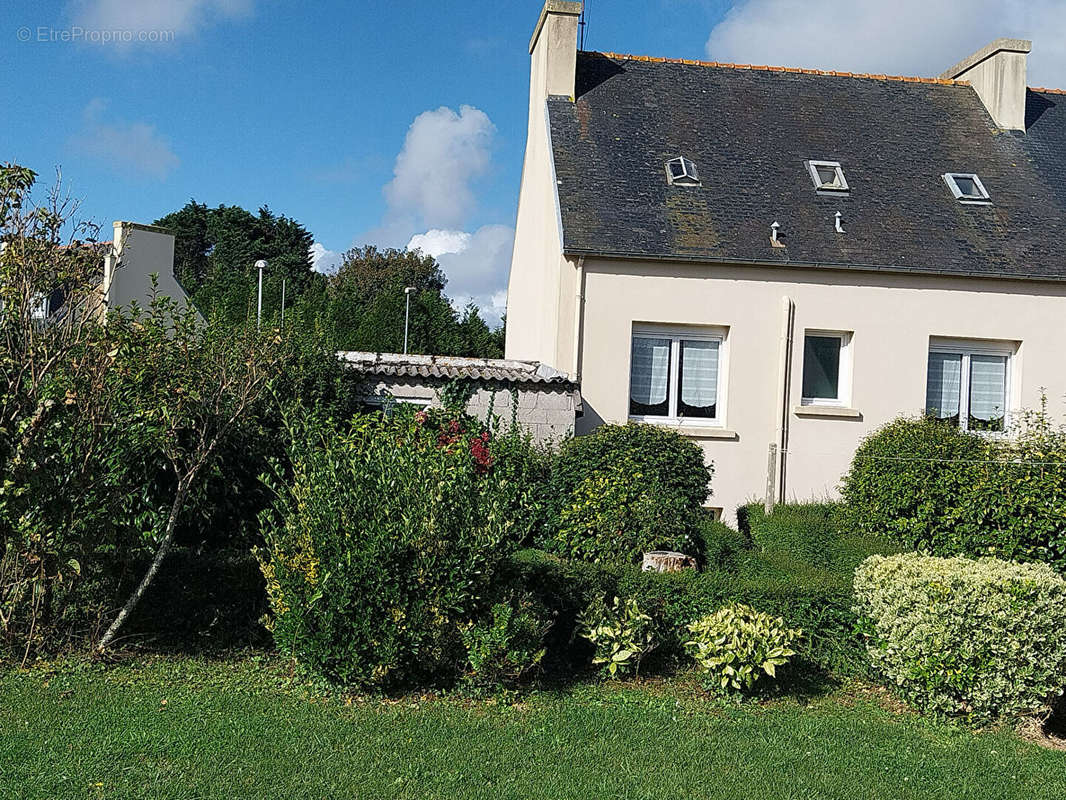 Maison à PLONEOUR-LANVERN