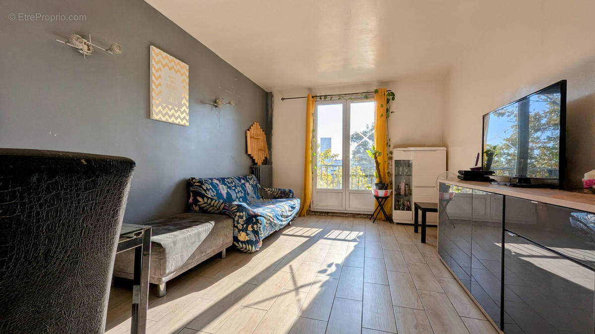 Appartement à SAINT-DENIS