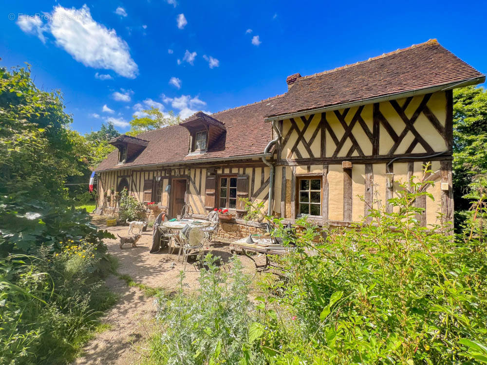 Maison à VIMOUTIERS