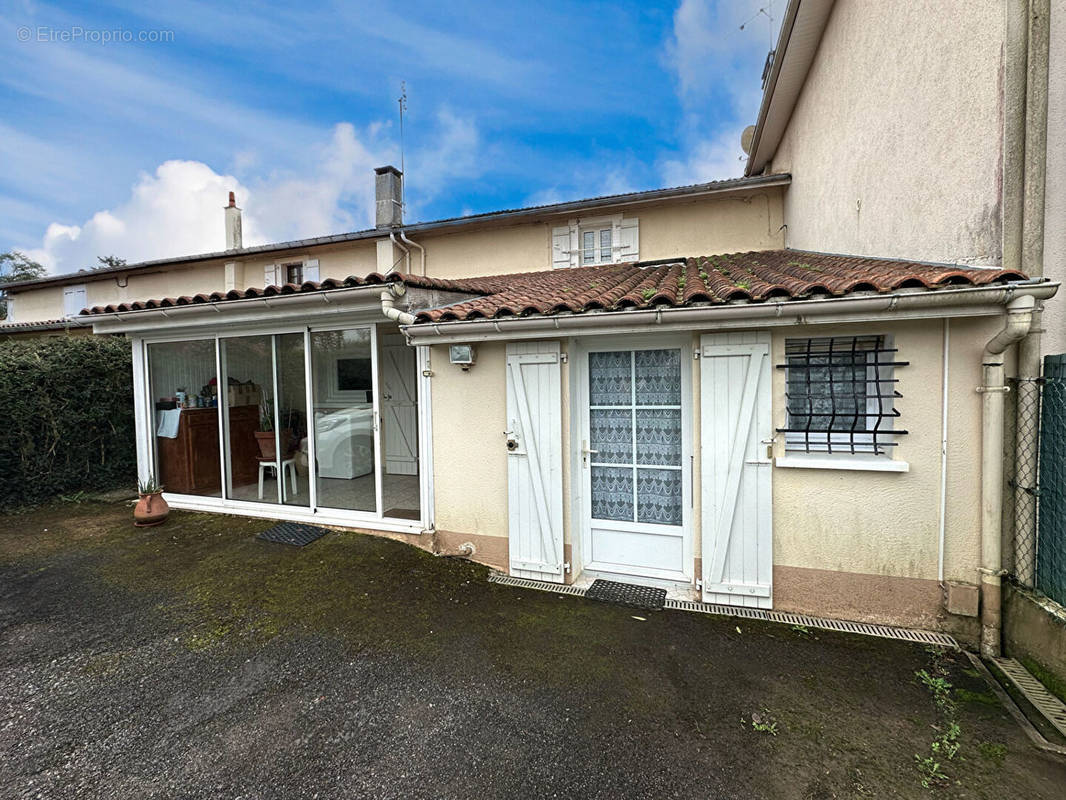 Maison à ROUMAZIERES-LOUBERT