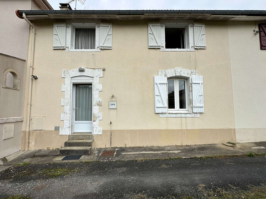 Maison à ROUMAZIERES-LOUBERT