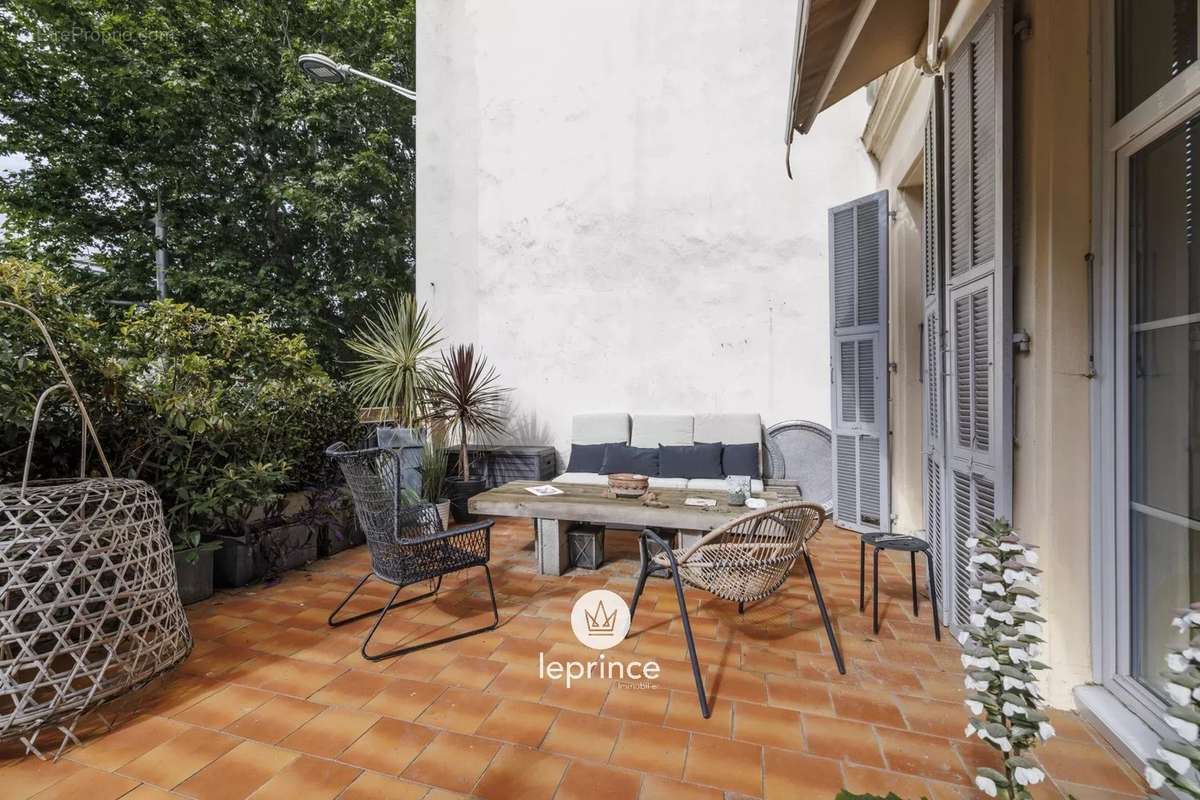 Appartement à NICE