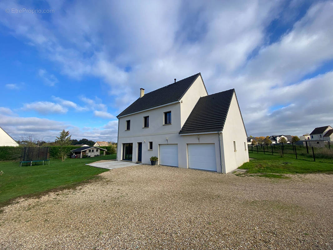 Maison à PACY-SUR-EURE