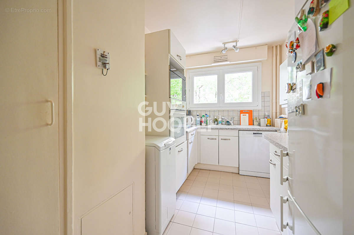 Appartement à PARIS-12E