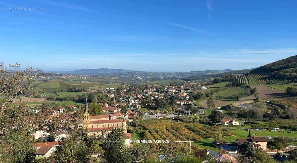 Terrain à SAINT-ROMAIN-DE-POPEY