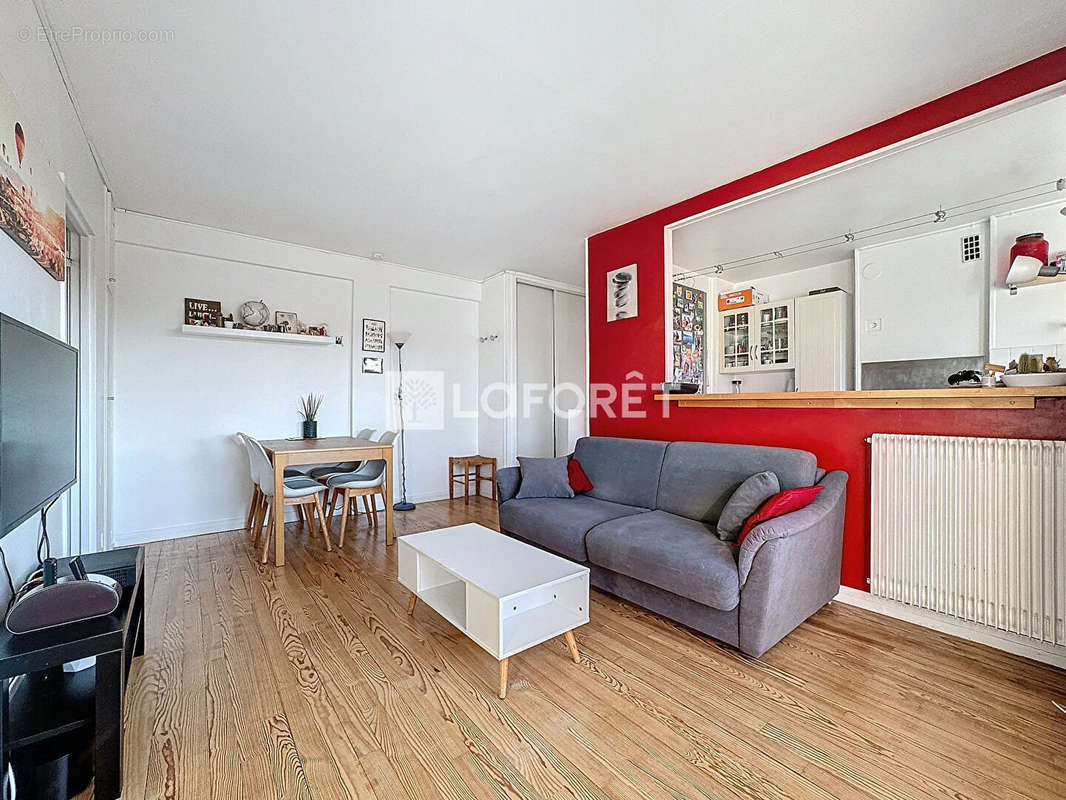 Appartement à BOURG-LA-REINE